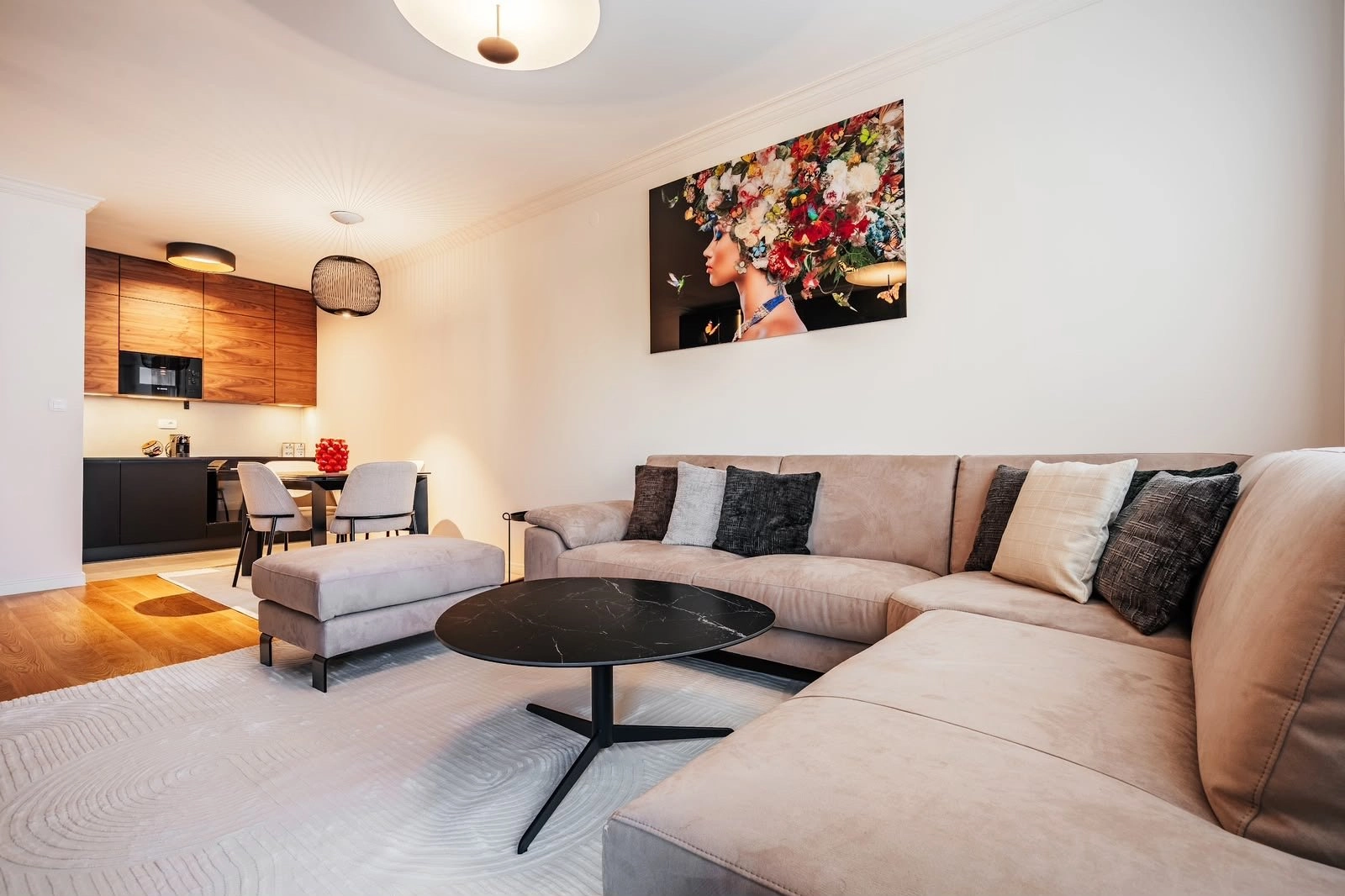 Izdavanje: Jednosoban stan 50 m² – Central Point, Podgorica — fotografija 2