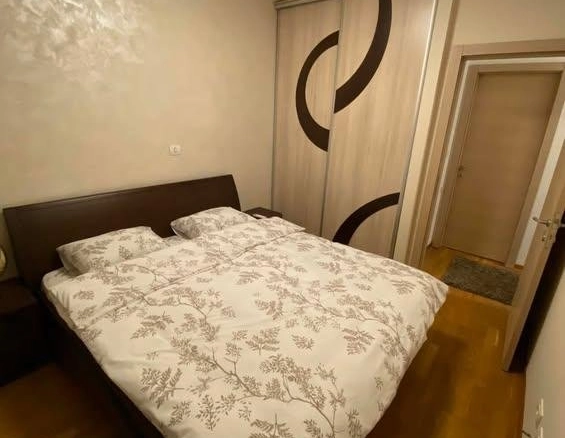 Izdavanje: Trosoban stan – City kvart, Podgorica — fotografija 4