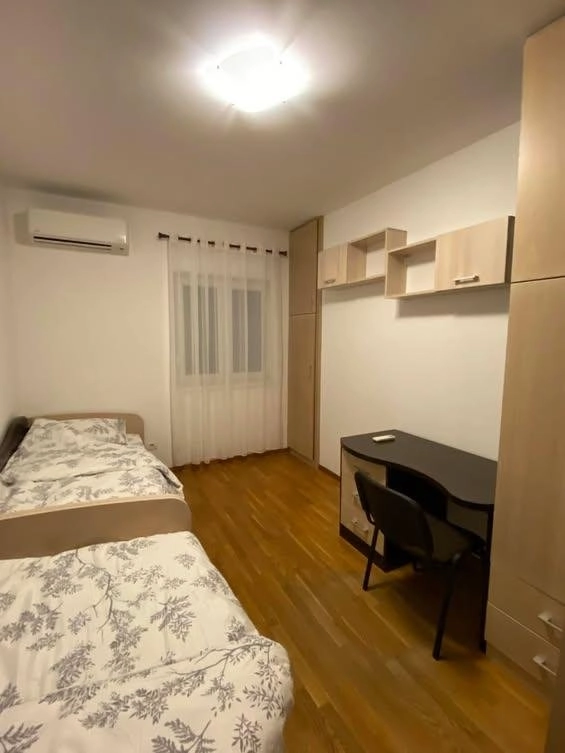 Izdavanje: Trosoban stan – City kvart, Podgorica — fotografija 6