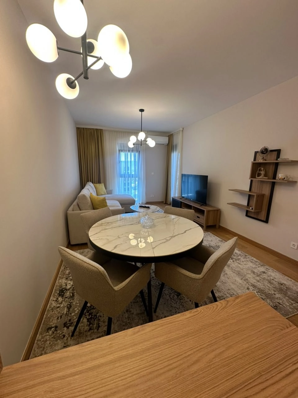 Izdavanje: Jednosoban stan 45 m² – New City, Podgorica — fotografija 2