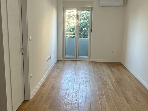 Izdavanje: Jednosoban stan 40 m² – Podgorica — fotografija 3