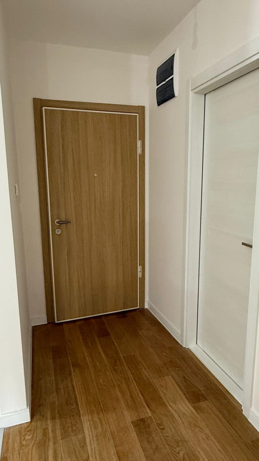 Jednosoban-stan-u-Central-pointu-Podgorica-9 Izdavanje: Jednosoban stan 40 m² – Podgorica — fotografija 10