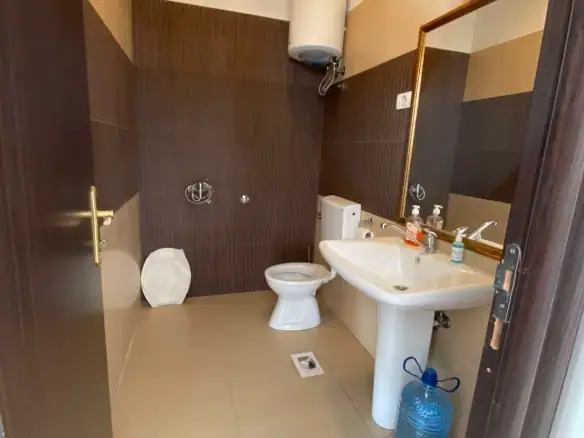 Izdavanje: Poslovni prostor 145 m² – City kvart, Podgorica — fotografija 9