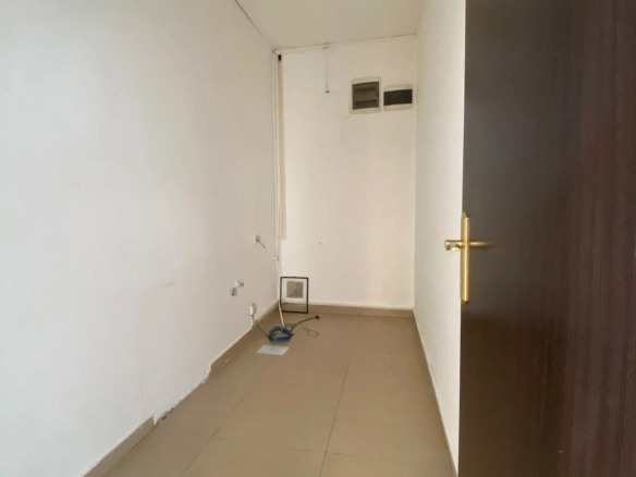 Izdavanje: Poslovni prostor 145 m² – City kvart, Podgorica — fotografija 10