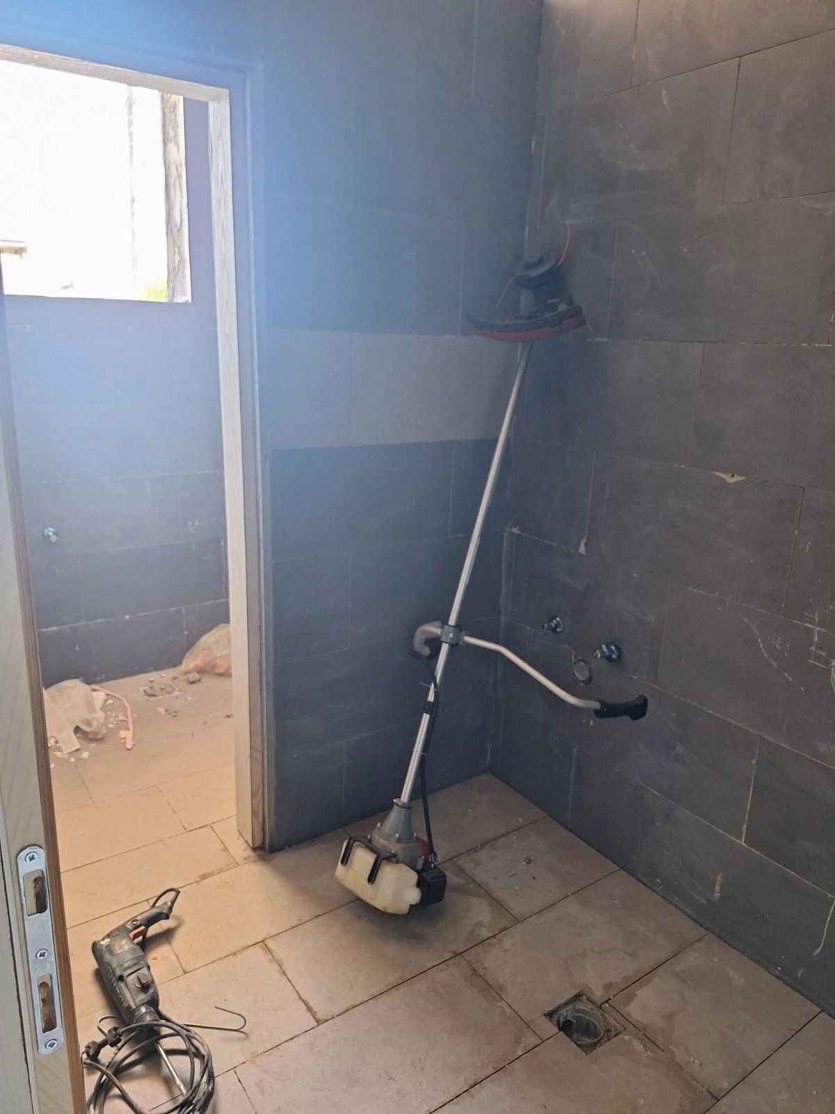Izdavanje: Poslovni prostor 72 m² – Gornja Gorica, Podgorica — fotografija 2