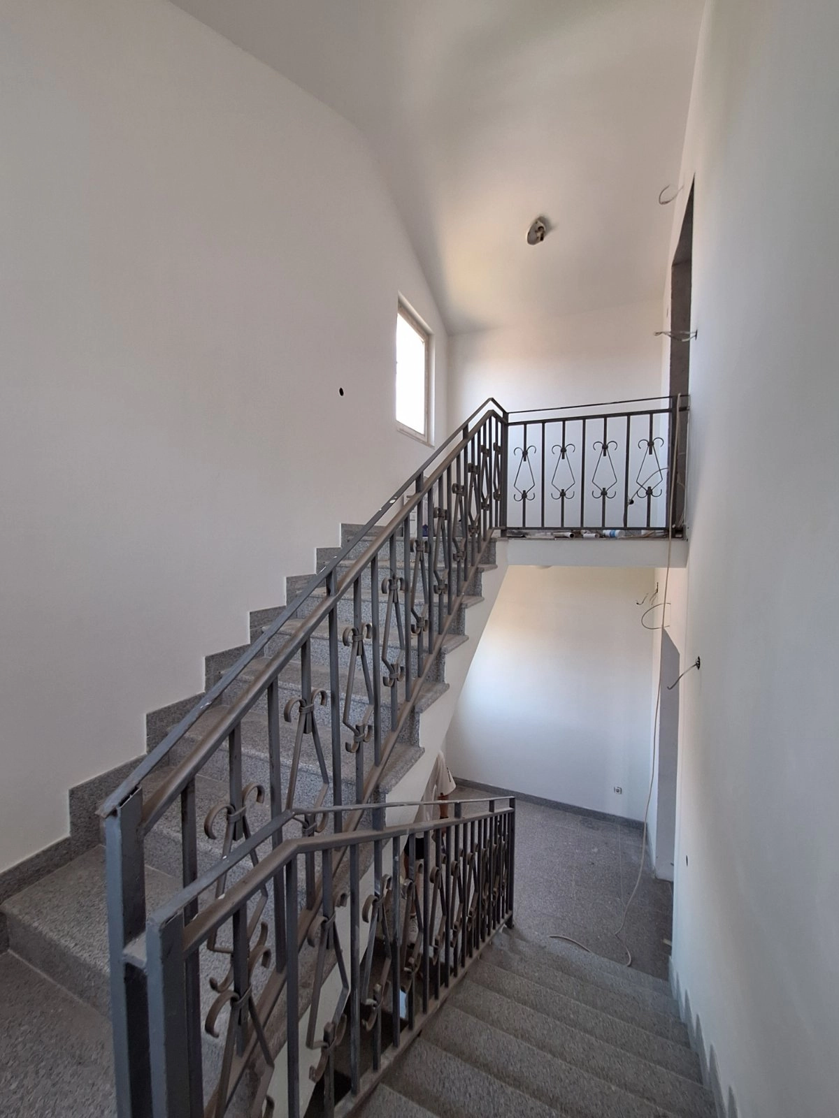 Izdavanje: Poslovni prostor 72 m² – Gornja Gorica, Podgorica — fotografija 8