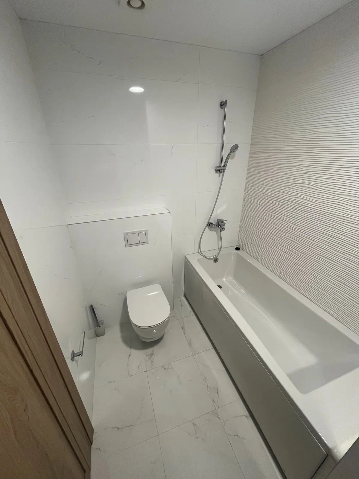 Cetvorosoban-duplex-stan-u-Master-kvartu-Podgorica-8 Izdavanje: Četvorosoban stan – Master kvart, Podgorica — fotografija 9