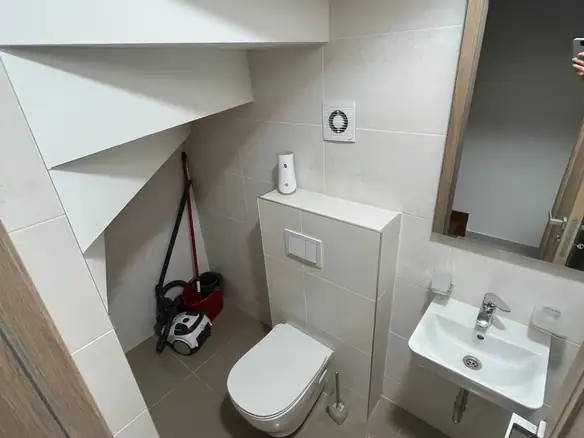 Izdavanje: Dvosoban stan 69 m² – Master kvart, Podgorica — fotografija 8