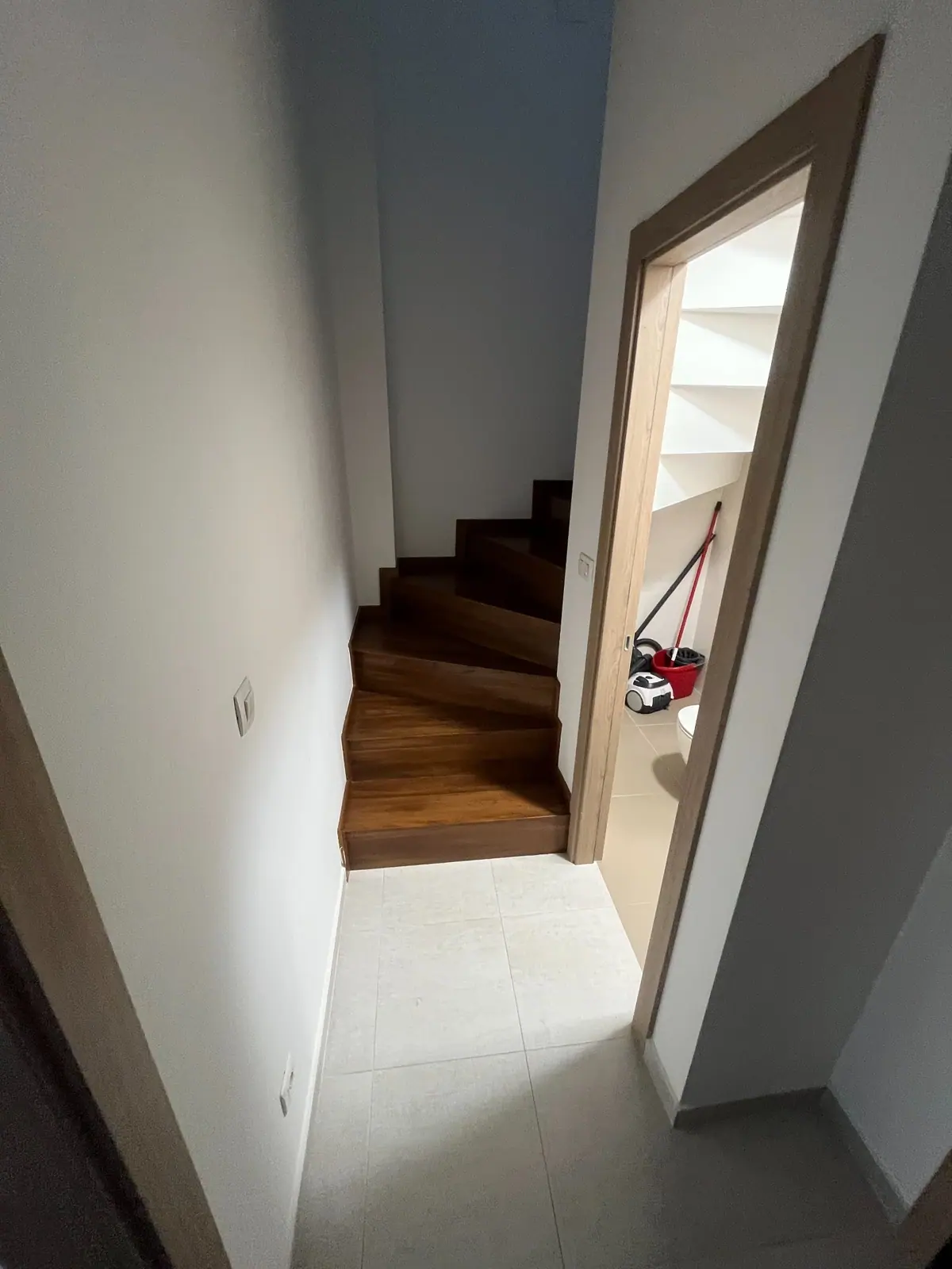 Dvosoban-duplex-stan-Master-kvart-Podgorica-8 Izdavanje: Dvosoban stan 69 m² – Master kvart, Podgorica — fotografija 9