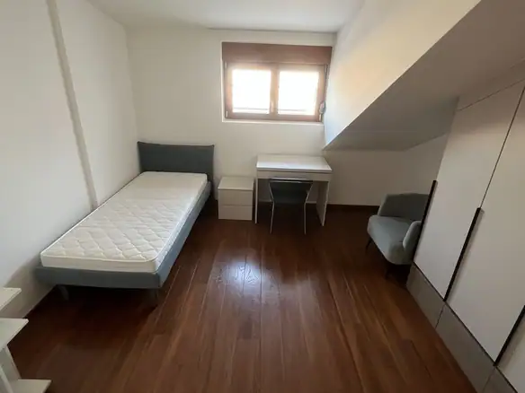 Izdavanje: Dvosoban stan 69 m² – Master kvart, Podgorica — fotografija 12