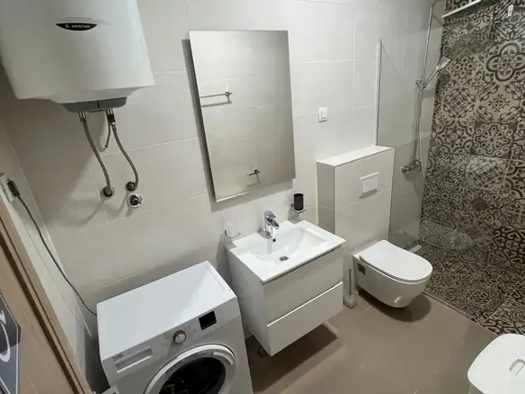 Izdavanje: Dvosoban stan 69 m² – Master kvart, Podgorica — fotografija 14