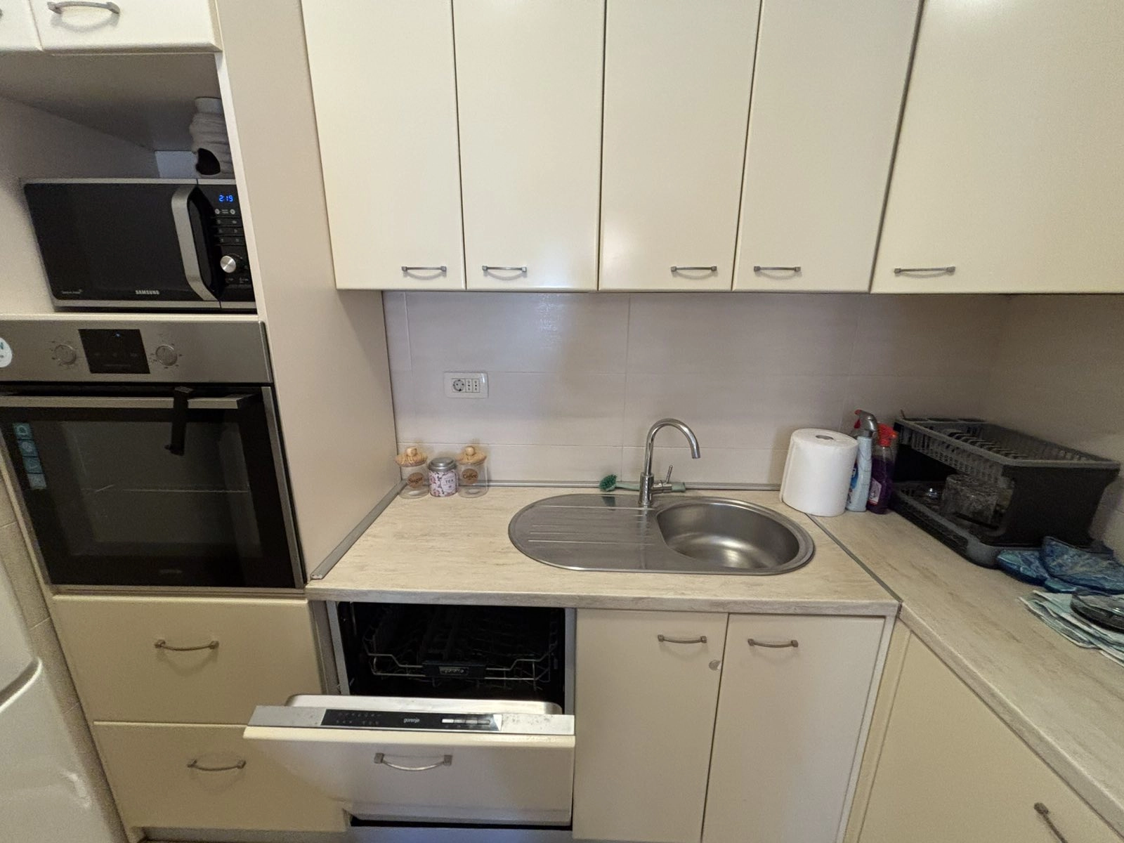 Jednosoban-stan-u-Bloku-9-Podgorica-6 Izdavanje: Jednosoban stan 45 m² – Blok 9, Podgorica — fotografija 7