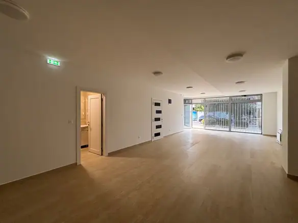 Izdavanje: Poslovni prostor 121 m² – Zabjelo, Podgorica — fotografija 8