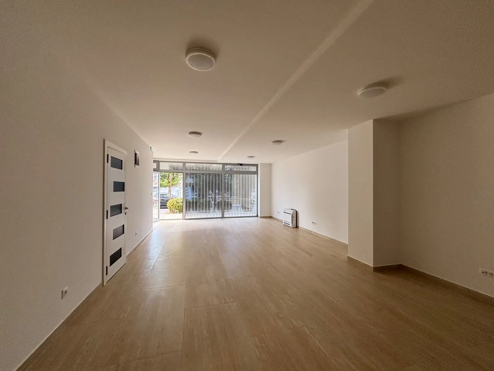Izdavanje: Poslovni prostor 121 m² – Zabjelo, Podgorica — fotografija 9