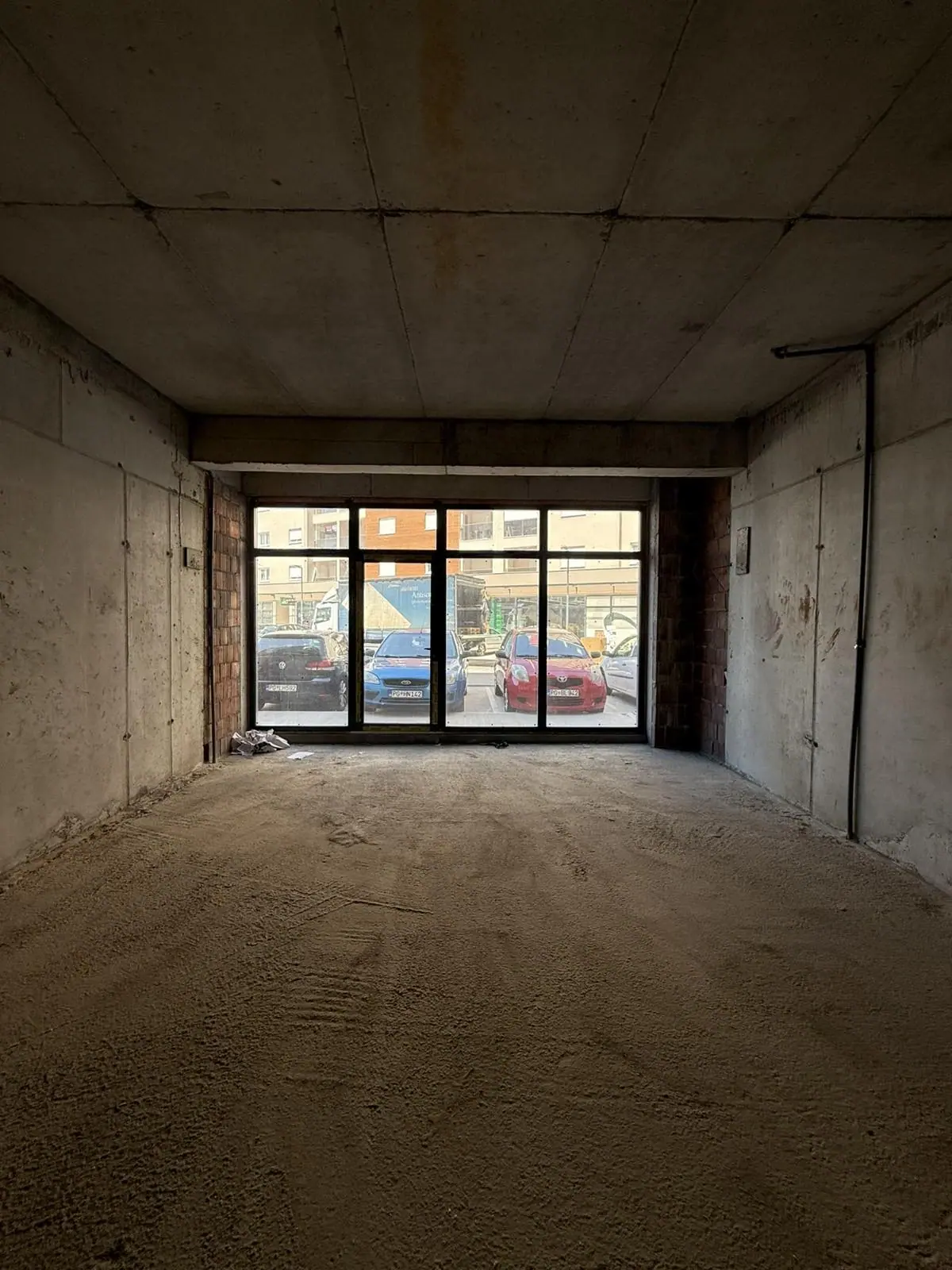 Poslovni prostor 100 m² – Stari aerodrom, Podgorica — fotografija 4