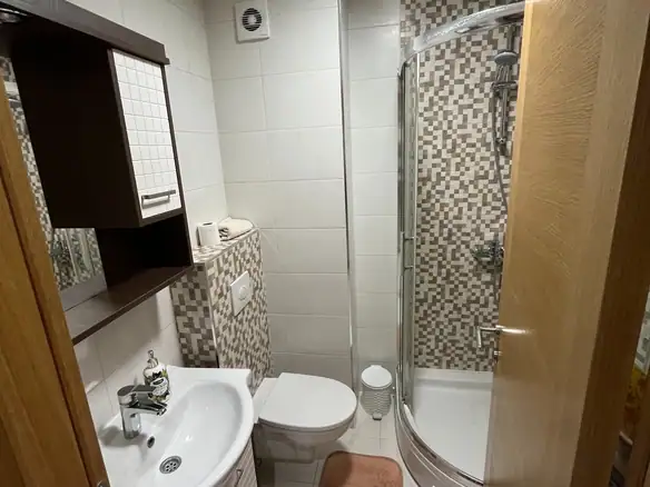 Izdavanje: Dvosoban stan 70 m² – City kvart, Podgorica — fotografija 7