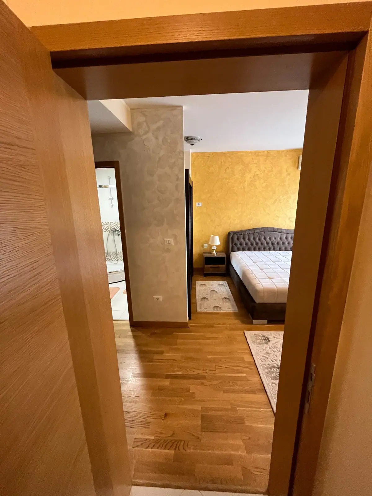 Dvosoban-stan-u-City-kvartu-Podgorica-11 Izdavanje: Dvosoban stan 70 m² – City kvart, Podgorica — fotografija 12
