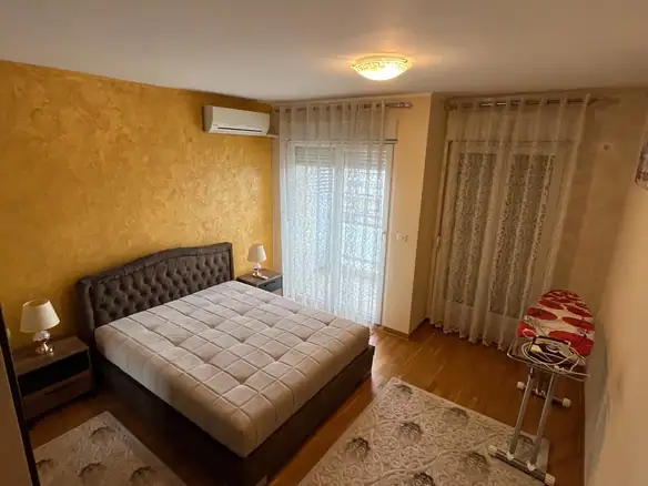 Izdavanje: Dvosoban stan 70 m² – City kvart, Podgorica — fotografija 13