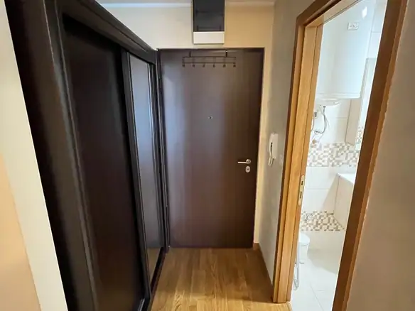 Izdavanje: Dvosoban stan 70 m² – City kvart, Podgorica — fotografija 15