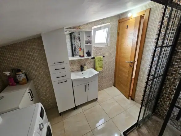 Izdavanje: Trosoban stan 150 m² – Zelenika, Podgorica — fotografija 4