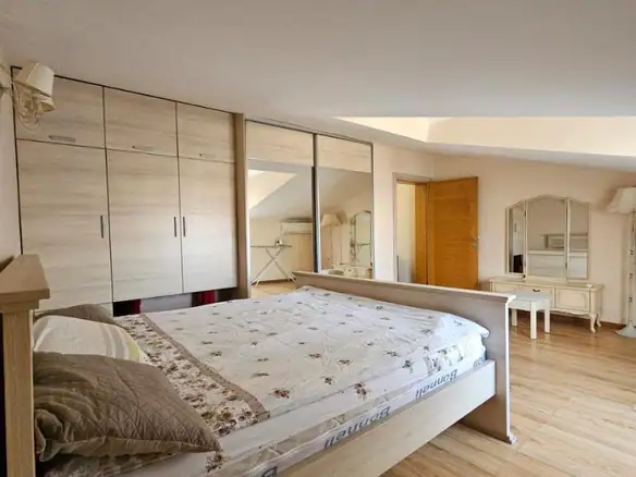 Izdavanje: Trosoban stan 150 m² – Zelenika, Podgorica — fotografija 6