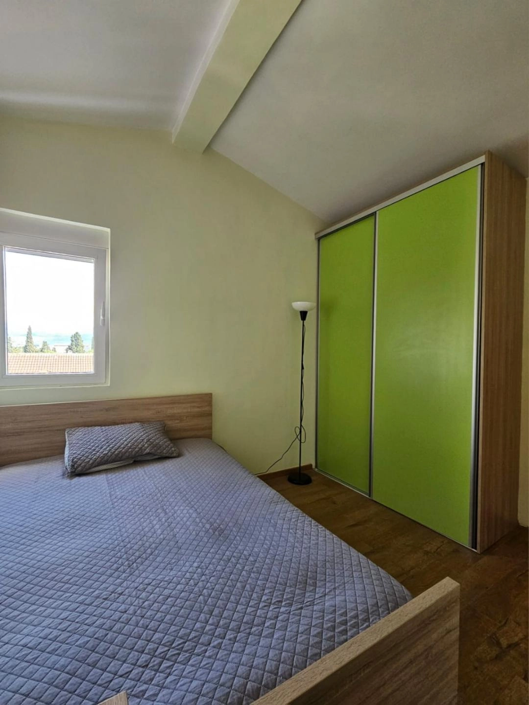 Trosoban-dupleks-stan-Zelenika-Podgorica-7 Izdavanje: Trosoban stan 150 m² – Zelenika, Podgorica — fotografija 8