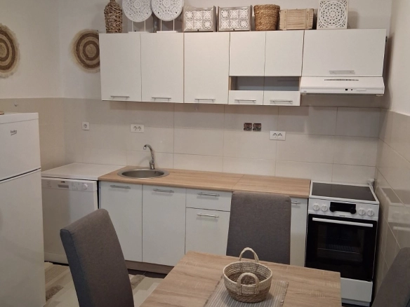 Izdavanje: Jednosoban stan 45 m² – Stari aerodrom, Podgorica — fotografija 5
