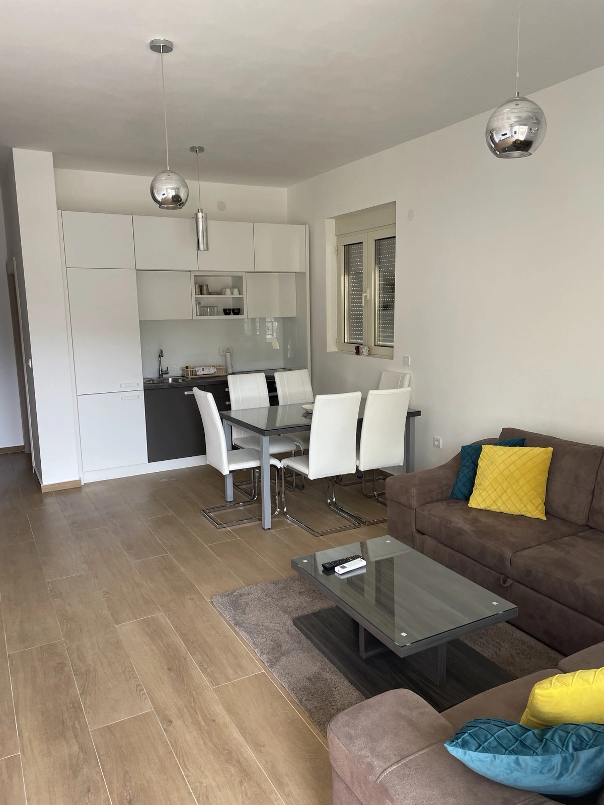 Izdavanje: Jednosoban stan 60 m² – Pržno, Budva — fotografija 3