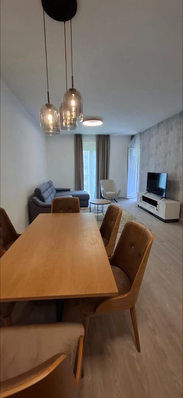 Jednosoban-stan-u-Becicima-Budva-1 Izdavanje: Jednosoban stan 57 m² – Bečići, Budva — fotografija 2