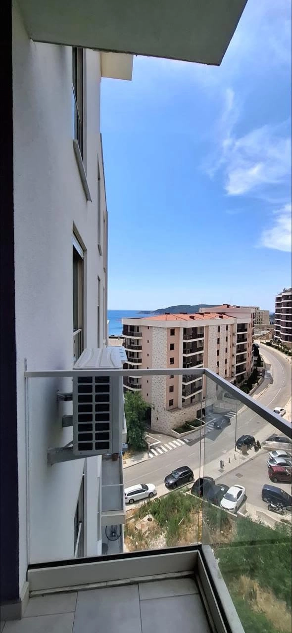 Jednosoban-stan-u-Becicima-Budva-6 Izdavanje: Jednosoban stan 57 m² – Bečići, Budva — fotografija 7