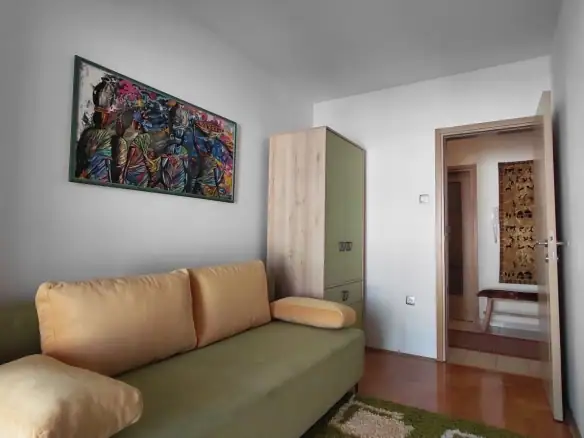Izdavanje: Trosoban stan 96 m² – Preko Morače, Podgorica — fotografija 8