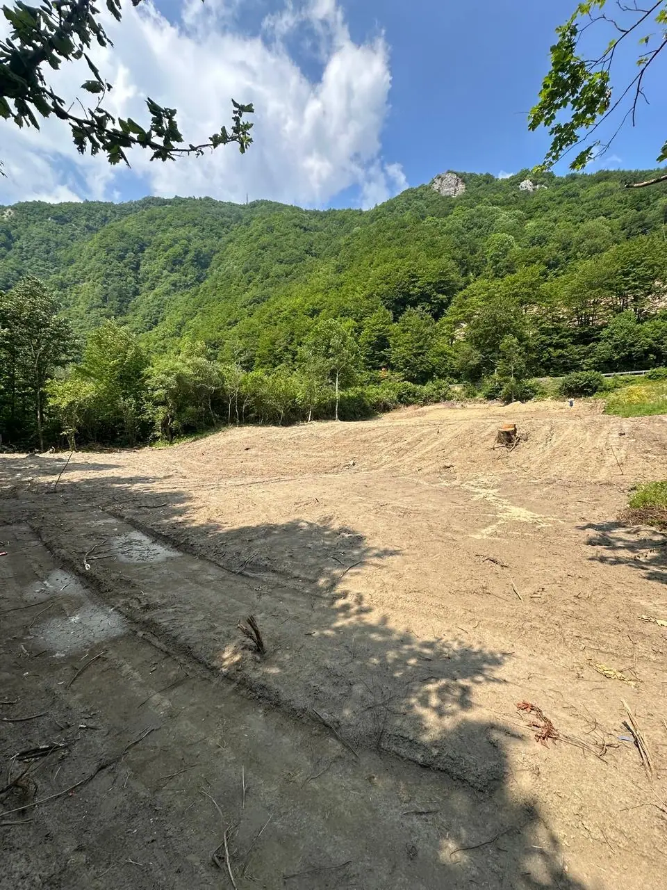 Investicioni-plac-uz-rijeku-Taru-Trebaljevo-Kolasin-3 Plac 3.239 m² – Kolašin — fotografija 4