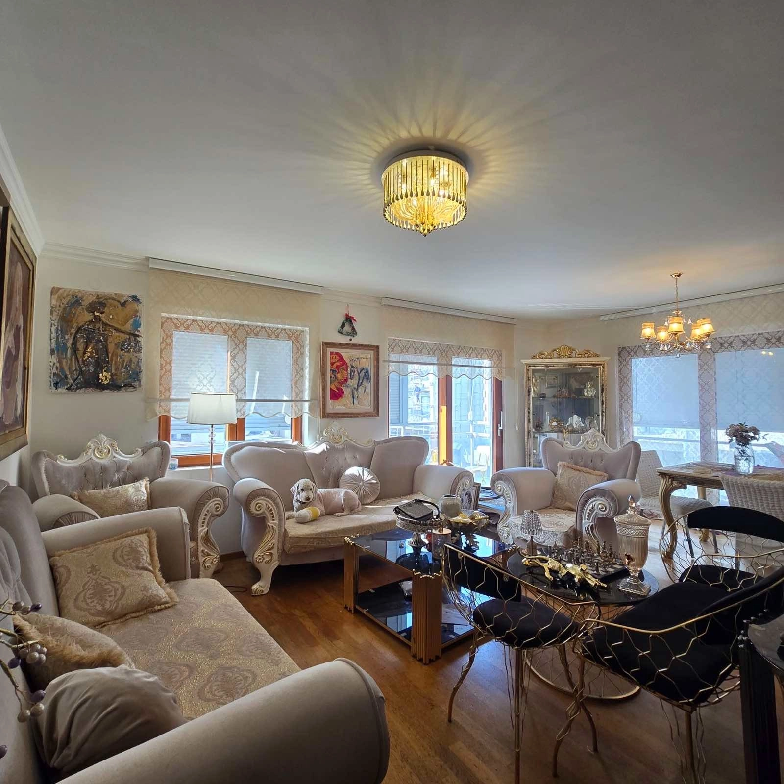 Trosoban-stan-120-m²-u-Podgorici-ulica-Baku Trosoban stan 120 m² u Podgorici