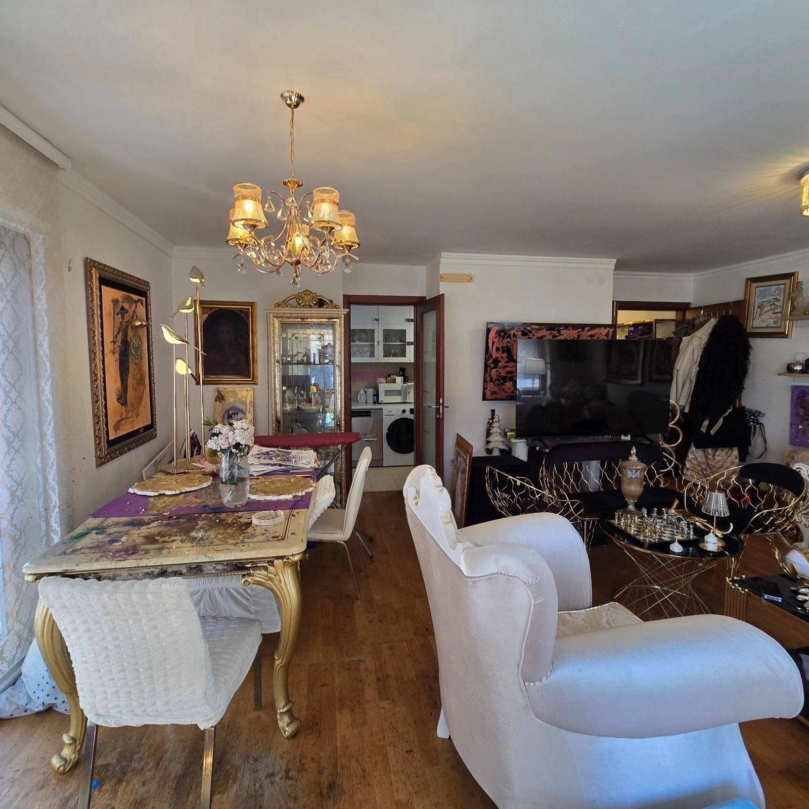 Trosoban-stan-120-m²-u-Podgorici-ulica-Baku-3 Trosoban stan 120 m² – Podgorica — fotografija 4