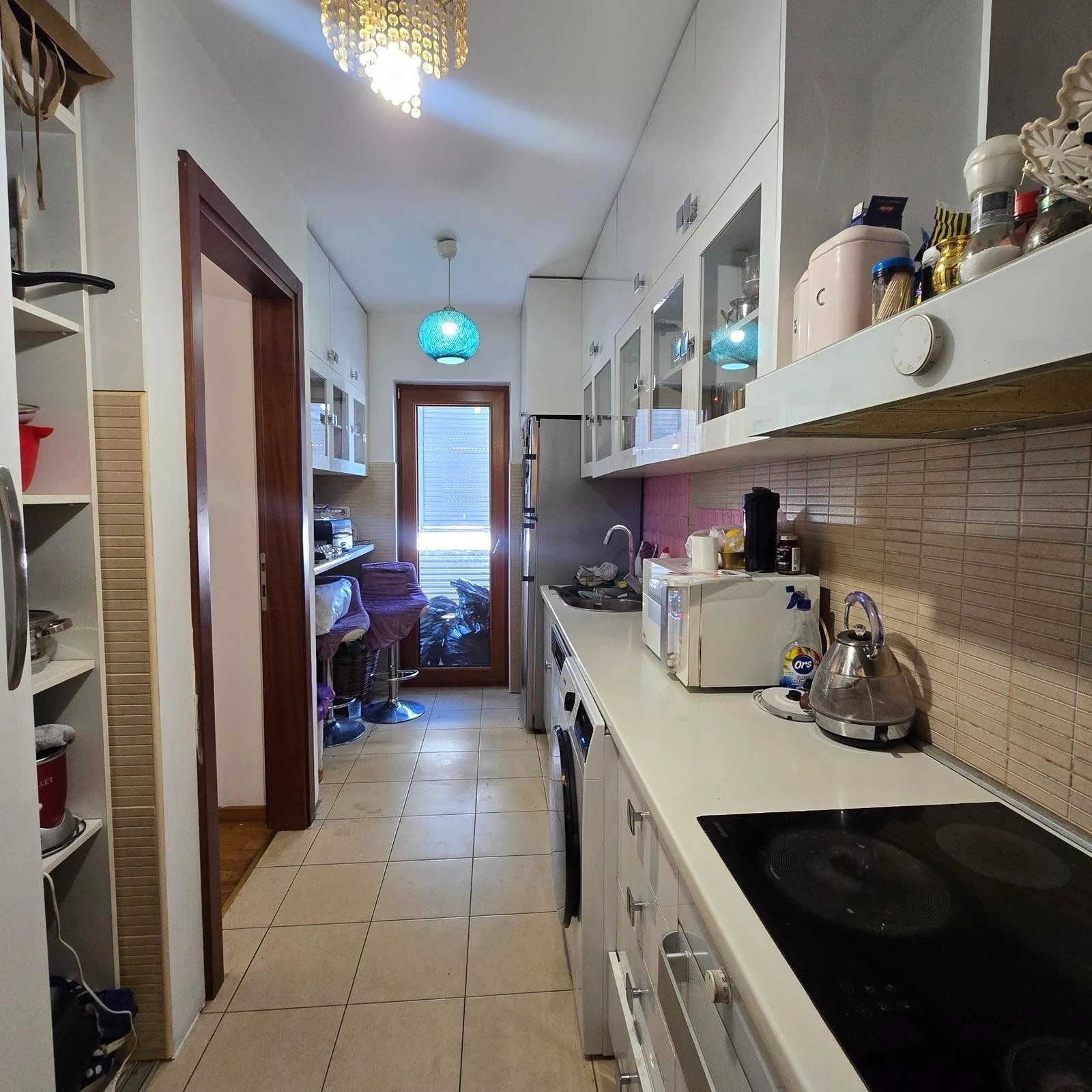 Trosoban-stan-120-m²-u-Podgorici-ulica-Baku-4 Trosoban stan 120 m² – Podgorica — fotografija 5