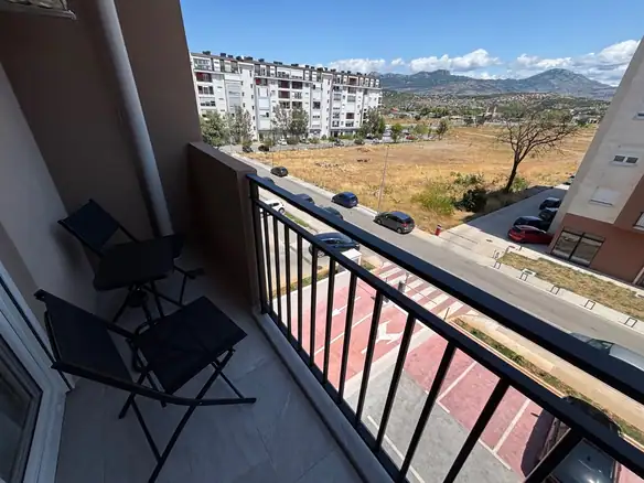 Izdavanje: Jednosoban stan 42 m² – Stari aerodrom, Podgorica — fotografija 11
