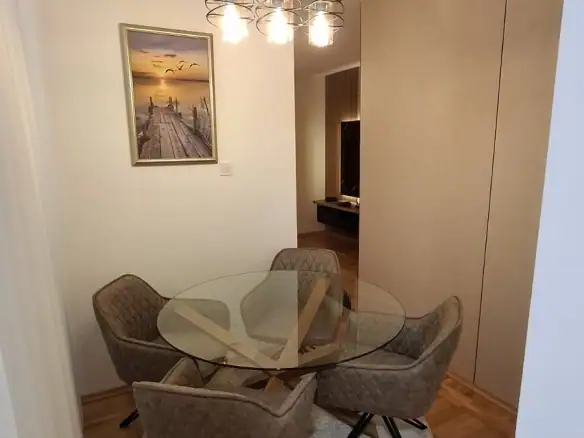 Izdavanje: Dvosoban stan 64 m² – Stari aerodrom, Podgorica — fotografija 2