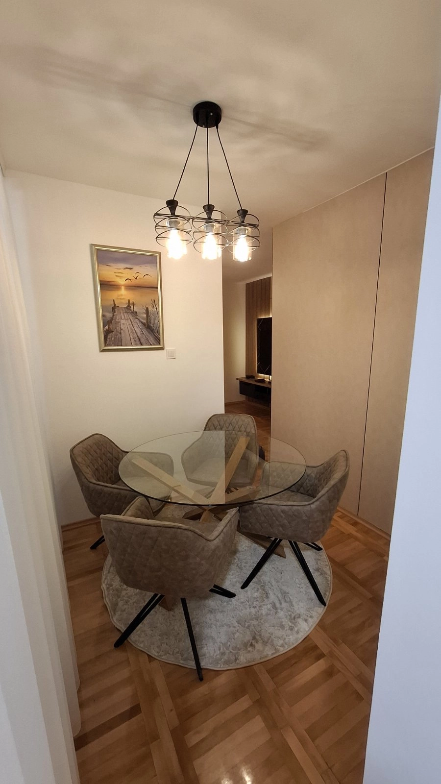 Dvosoban-stan-na-Starom-aerodromu-Podgorica-1 Izdavanje: Dvosoban stan 64 m² – Stari aerodrom, Podgorica — fotografija 2