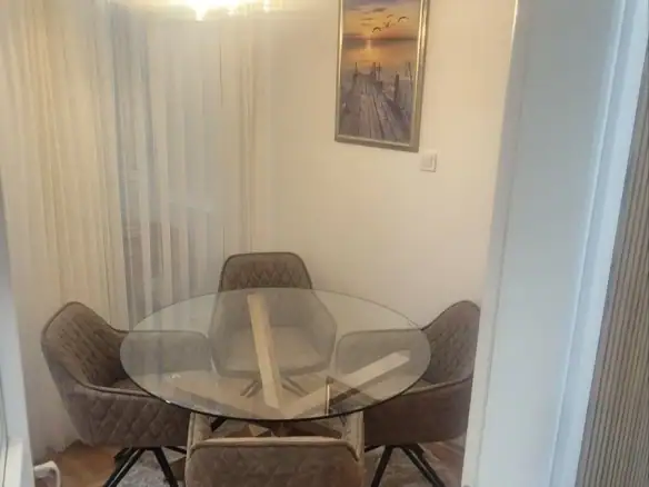 Izdavanje: Dvosoban stan 64 m² – Stari aerodrom, Podgorica — fotografija 4