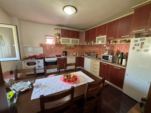 Kuća 144 m² – Kosić, Danilovgrad — fotografija 9
