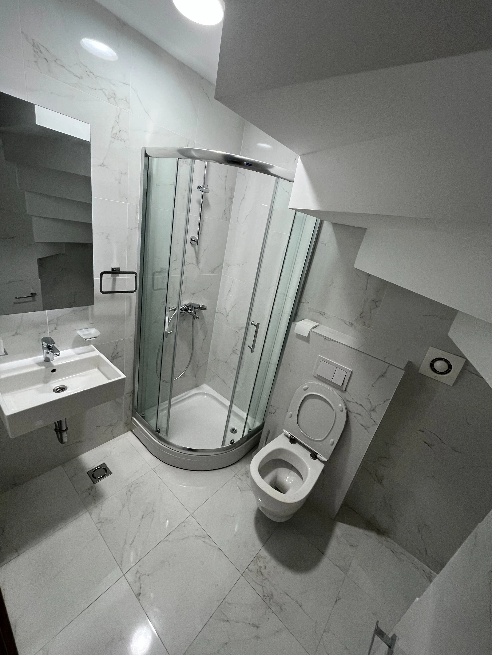 Trosoban stan 113 m² – Master kvart, Podgorica — fotografija 10