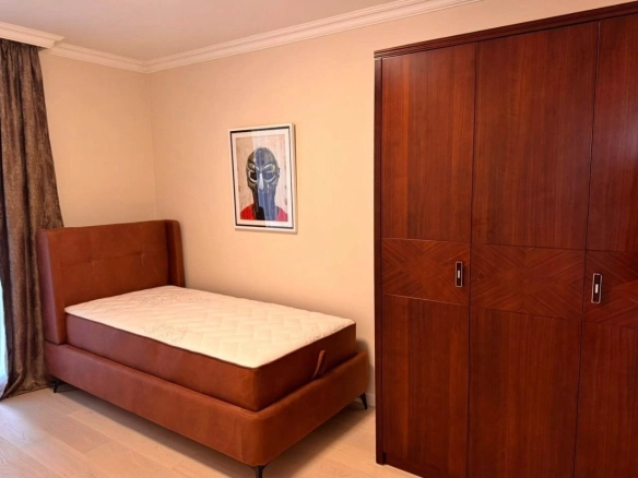 Izdavanje: Trosoban stan 101 m² – Preko Morače, Podgorica — fotografija 14