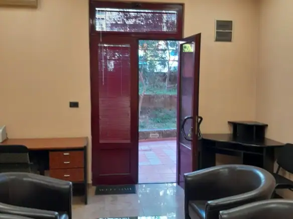 Izdavanje: Poslovni prostor 35 m² – Preko Morače, Podgorica — fotografija 2