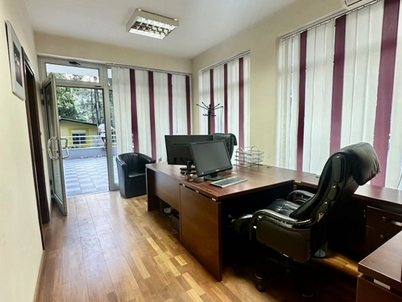 Izdavanje: Poslovni prostor 65 m² – Pobrežje, Podgorica — fotografija 2