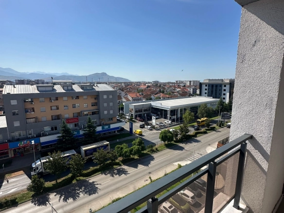 Trosoban stan 104 m² – Stari aerodrom, Podgorica — fotografija 11