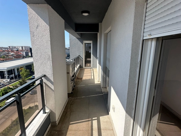 Trosoban stan 104 m² – Stari aerodrom, Podgorica — fotografija 12