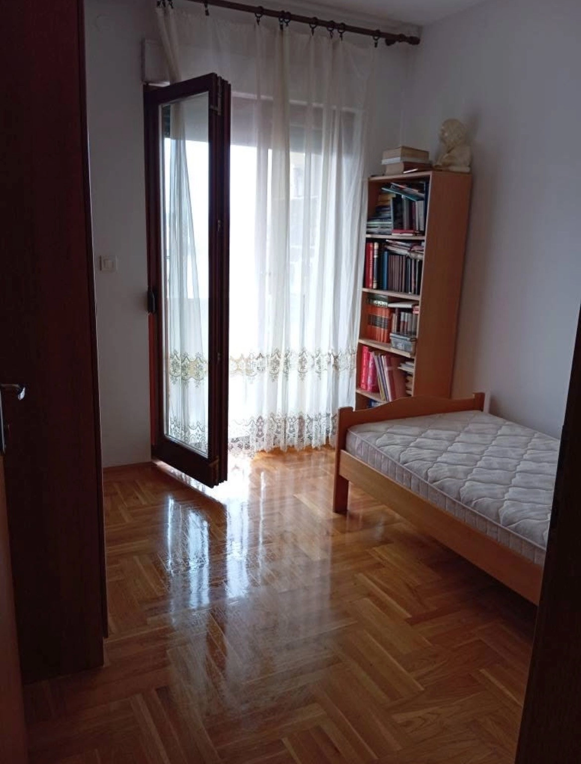 Jednosoban-stan-Stari-aerodrom-Podgorica-5 Jednosoban stan 40 m² – Stari aerodrom, Podgorica — fotografija 6