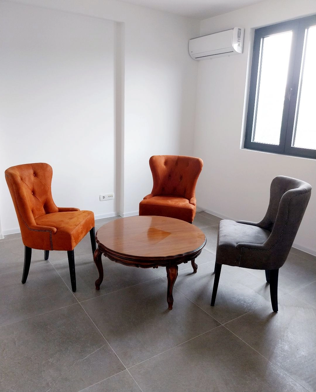 Izdavanje: Poslovni prostor 120 m² – Centar, Podgorica — fotografija 2