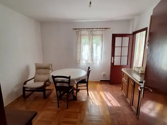 Trosoban stan 84 m² – Podgorica — fotografija 7