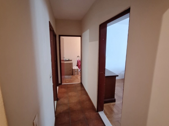 Trosoban stan 84 m² – Podgorica — fotografija 8